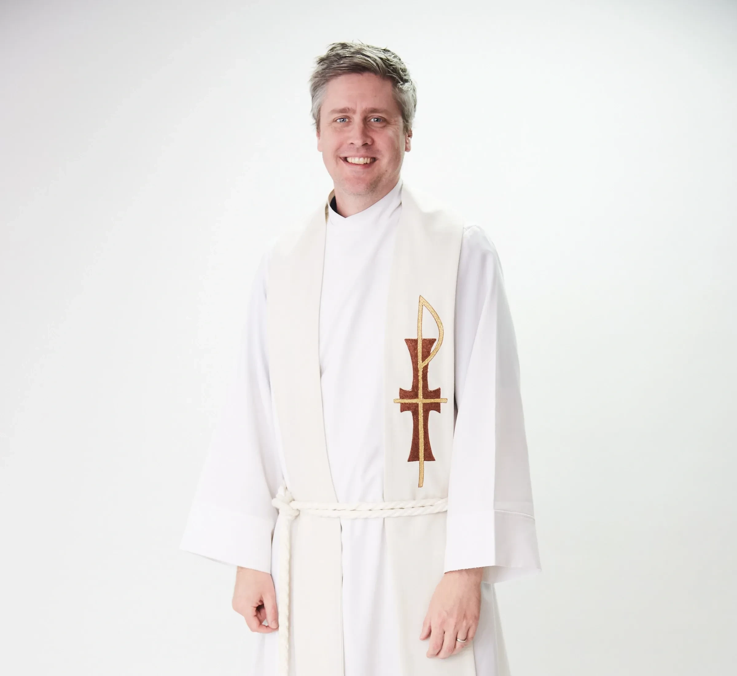Pastor Scott in vestments